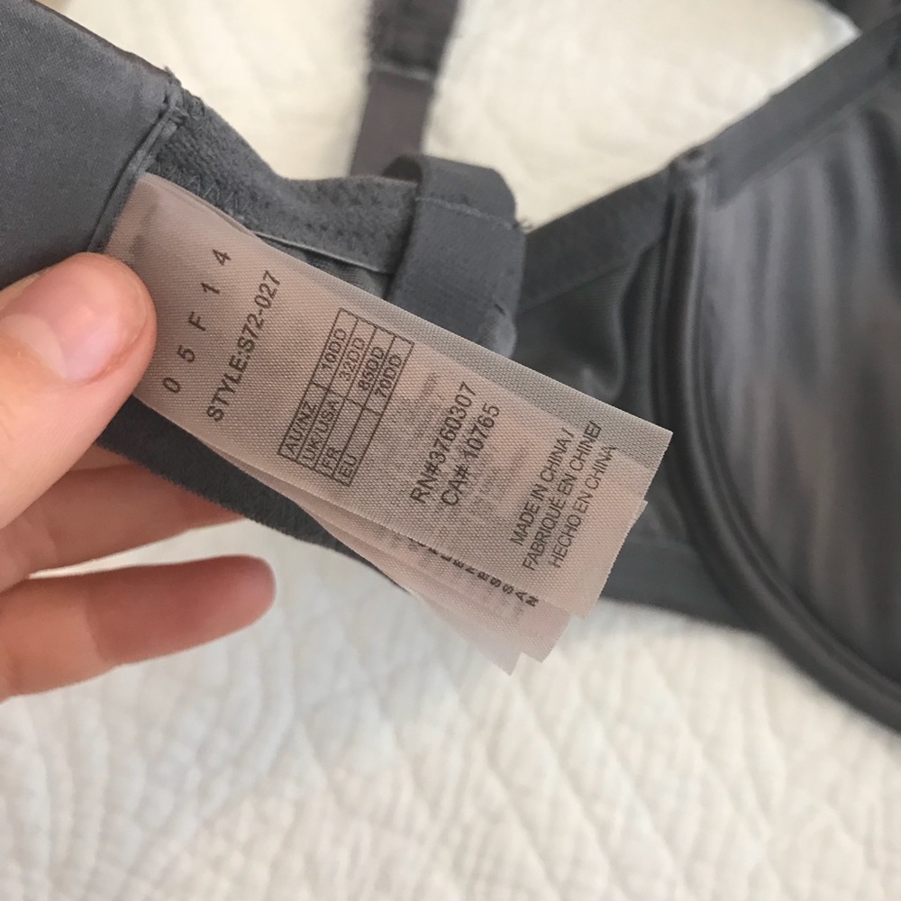 Designer bra - Picture 3 of 5